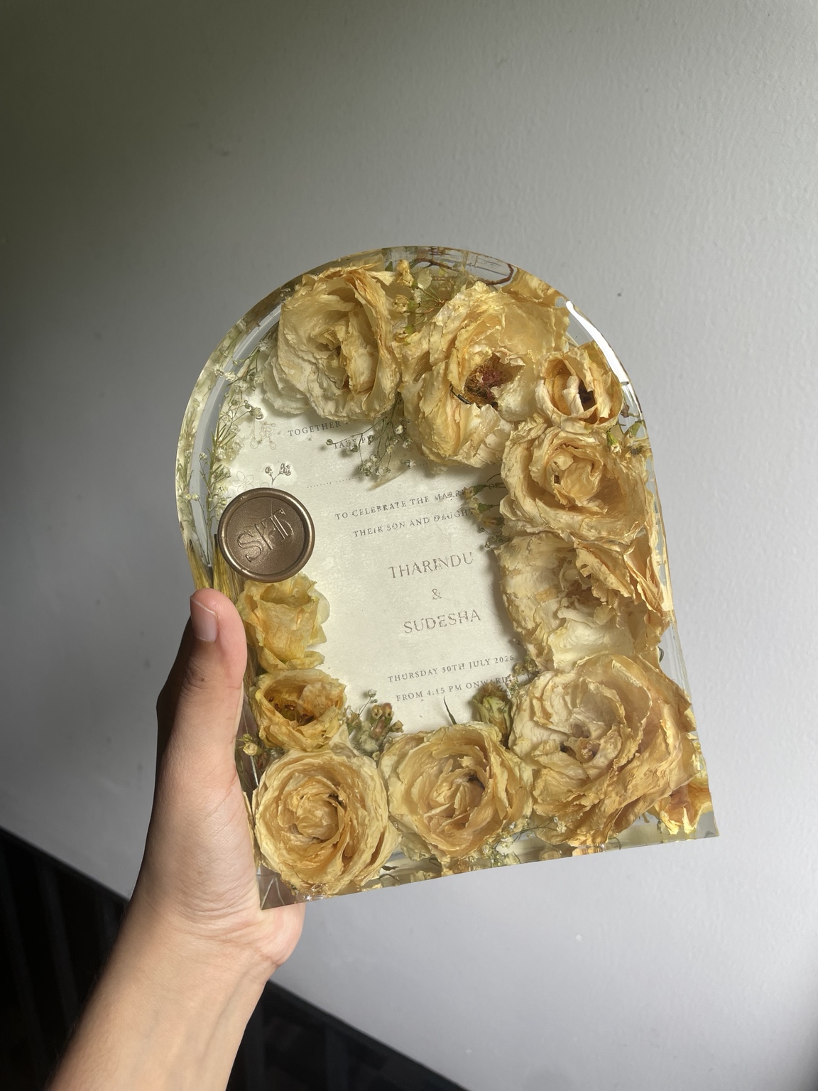 Arch floral preservation