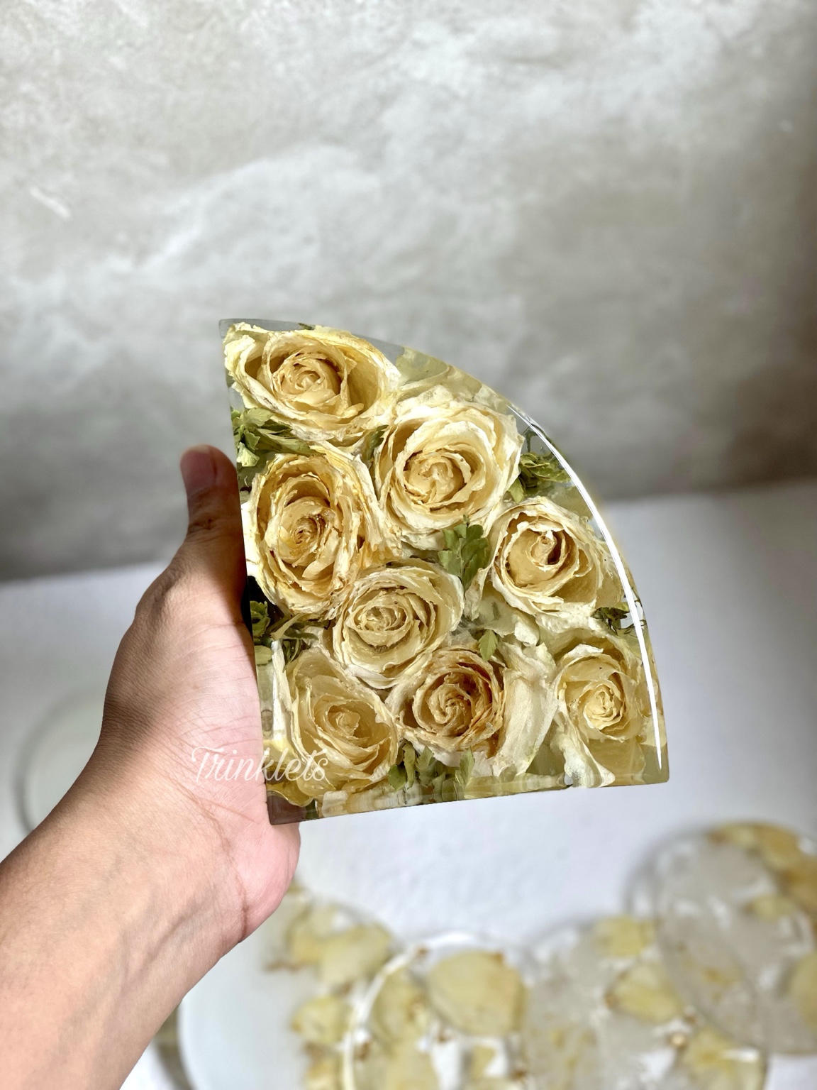 Bookend floral preservation